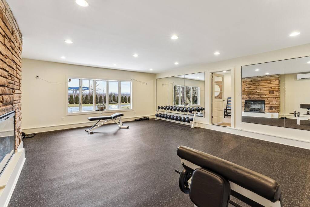 Luxury-Cabin Mount View *Gym*Game Room *Fire Place Lehighton Exterior foto